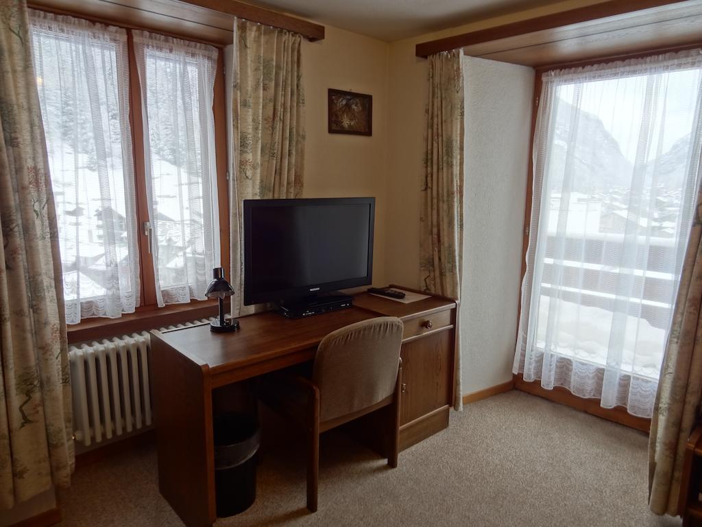 Ferienwohnung Monte Rosa Saas-Grund Zimmer foto