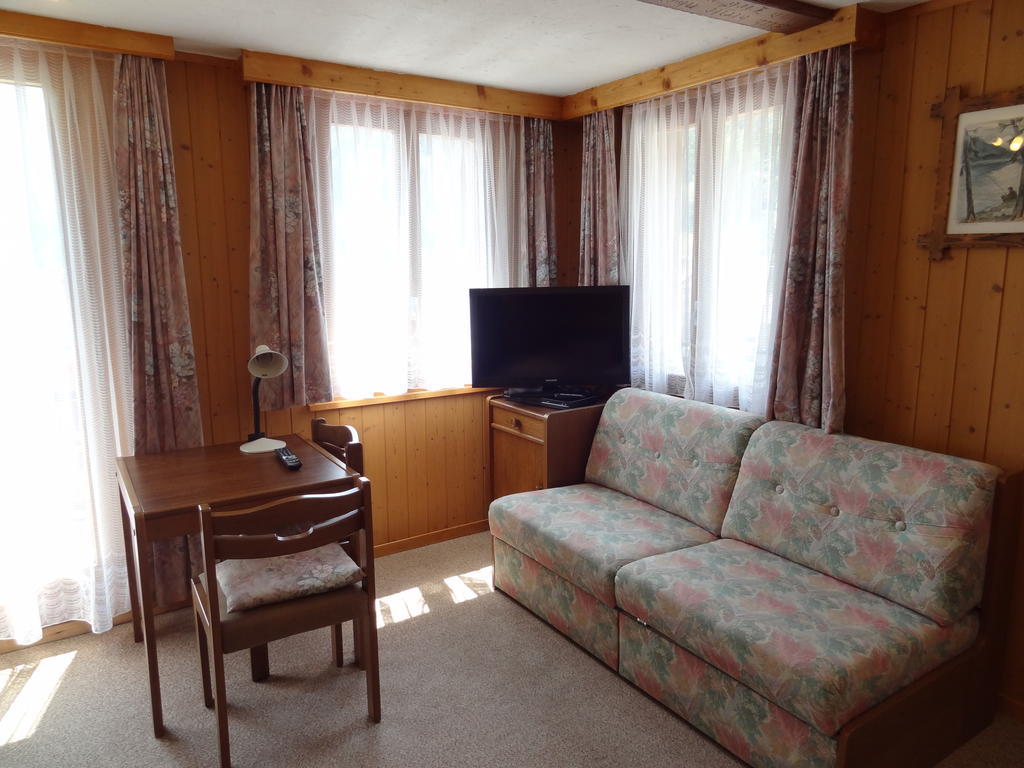 Ferienwohnung Monte Rosa Saas-Grund Zimmer foto