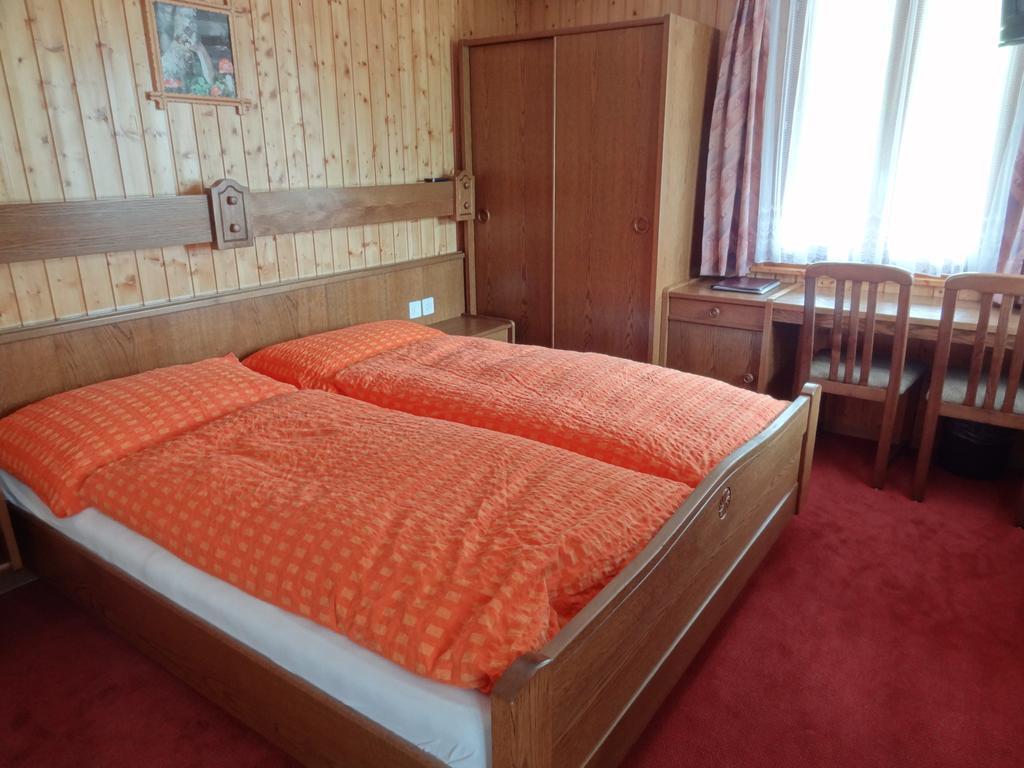 Ferienwohnung Monte Rosa Saas-Grund Zimmer foto